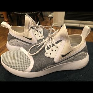 Men's Nike Lunarcharge Essential